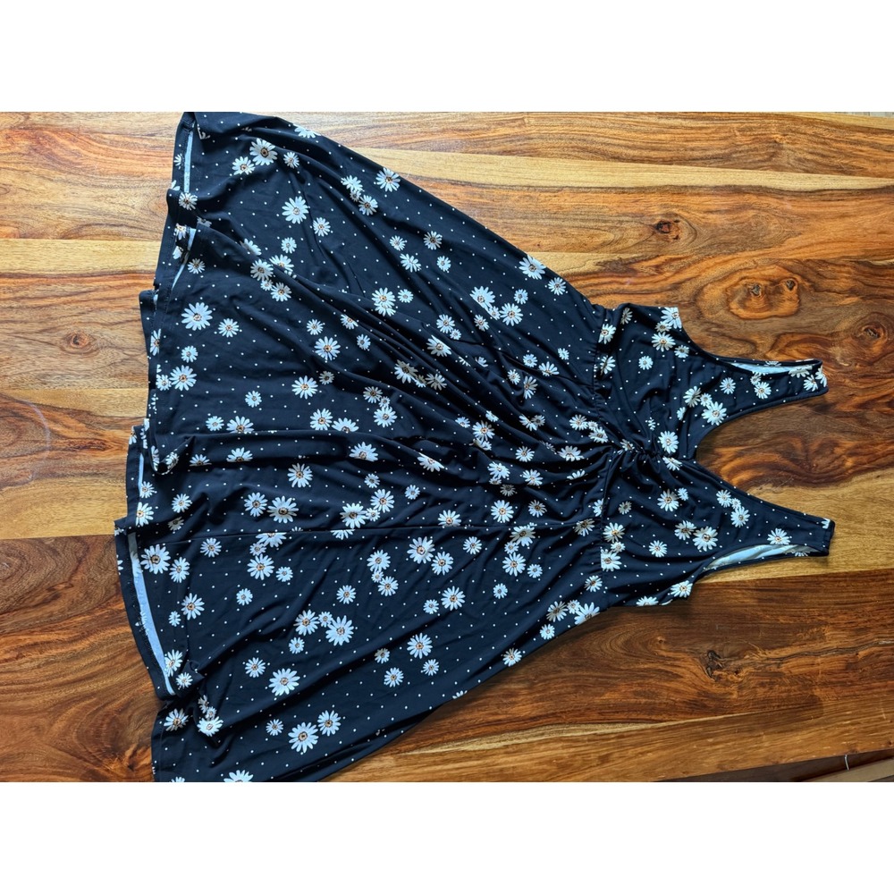 Torrid Black Daisy Polka Dot Sleeveless Skater Dress Womens 1 Plus Sunflower - Picture 10 of 11